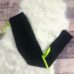 Black Leggings - Neon Yellow Detail